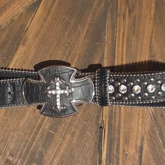 Men's Black Rhinestone Cross Buckle Belt - Picture 2 of 2